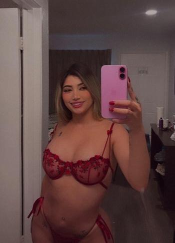 Melissa , 24  female escort, Northern Virginia