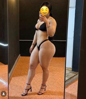 Biastriche, 25  female escort, Northern Virginia