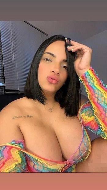 810-406-3396, 26  female escort, Northern Virginia