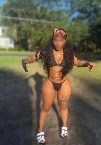 410-417-8304, 23  female escort, Northern Virginia