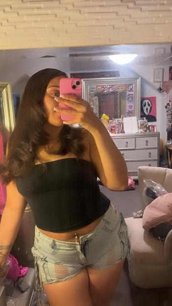 Karina , 24  female escort, Northern Virginia