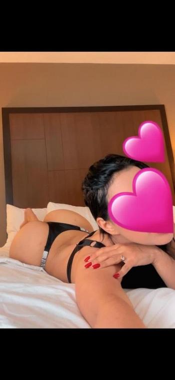 331-217-0287, 24  female escort, Northern Virginia