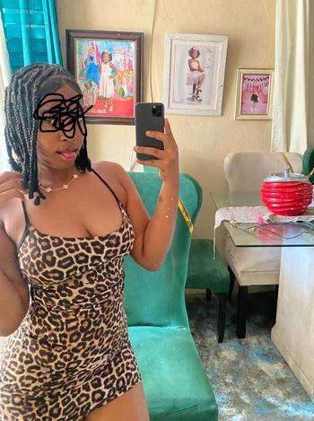 646-570-9794, 28  female escort, Northern Virginia
